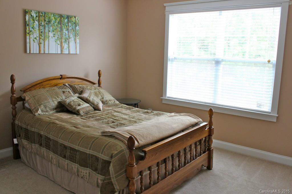 Lake Shore - Residential