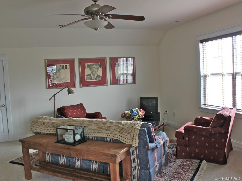 Lake Shore - Residential