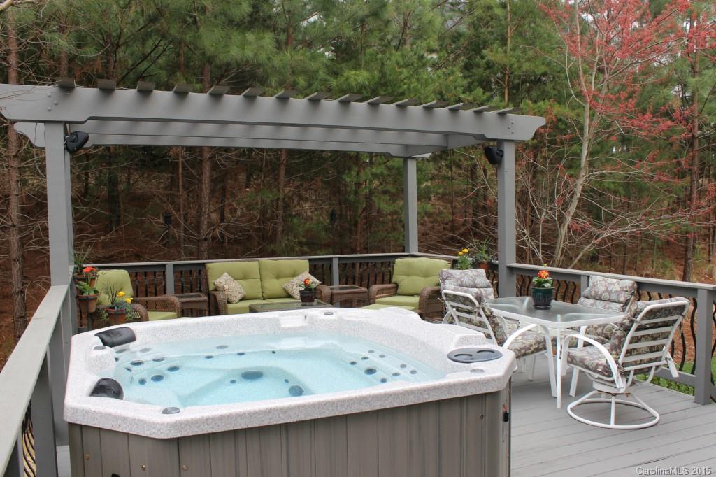 Lake Shore - Residential