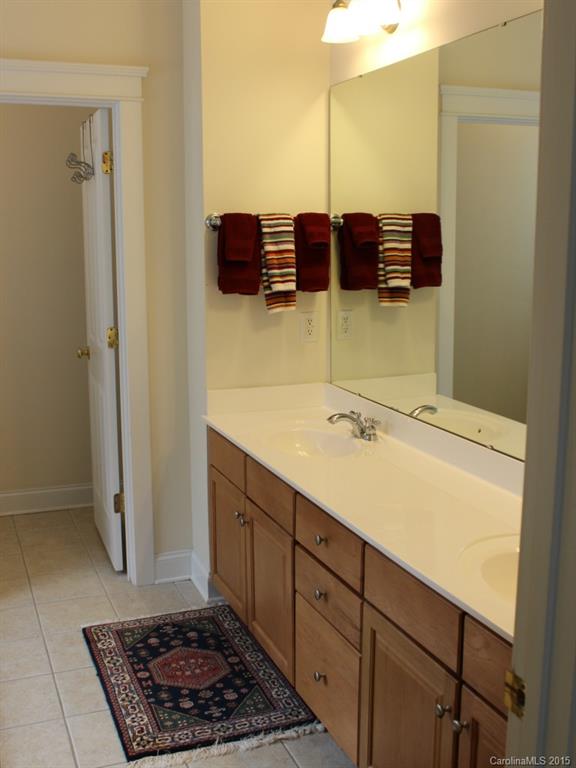 Lake Shore - Residential