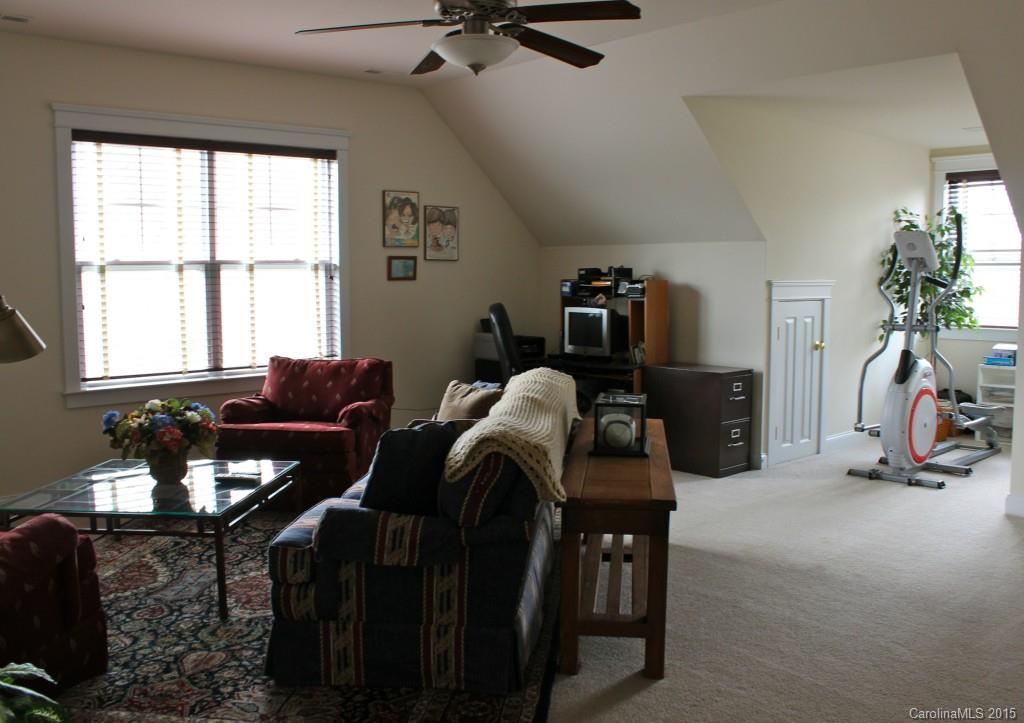 Lake Shore - Residential