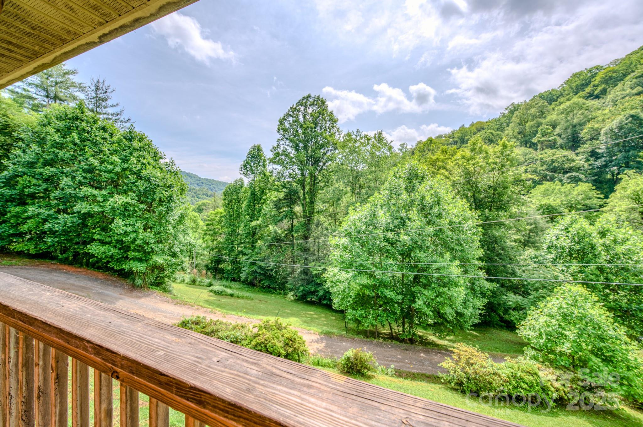 8851 Grapevine Road