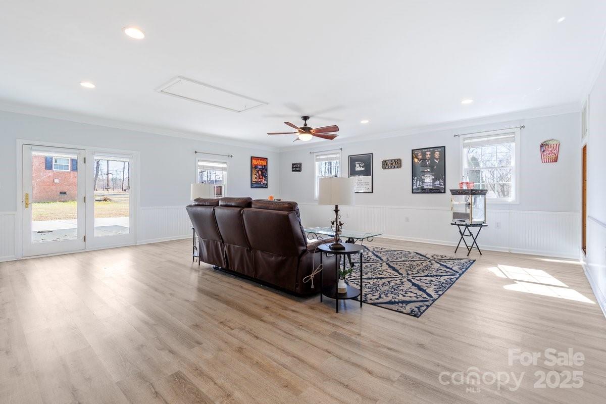White Oak Acres - Residential