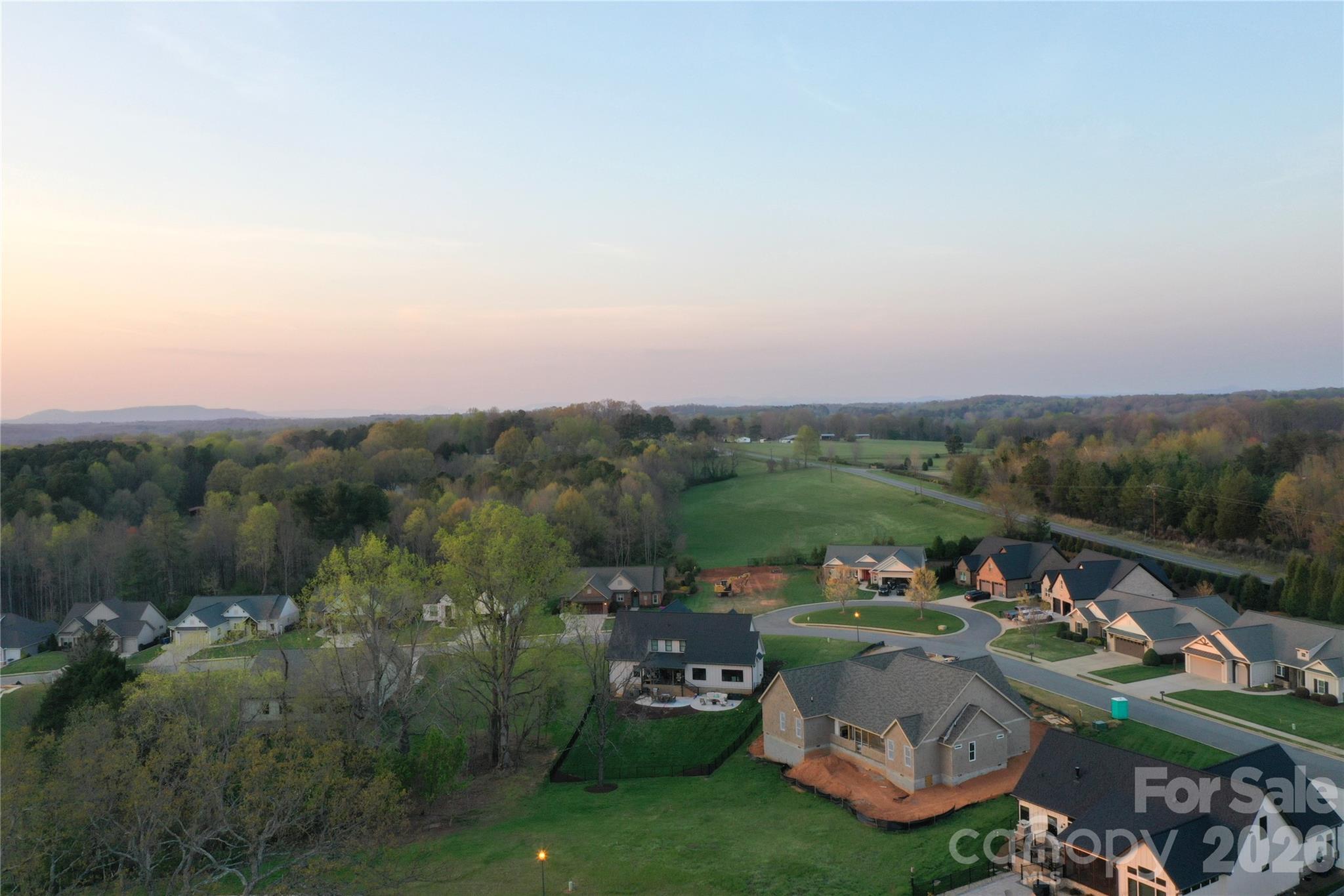 4184 Holly Circle NE