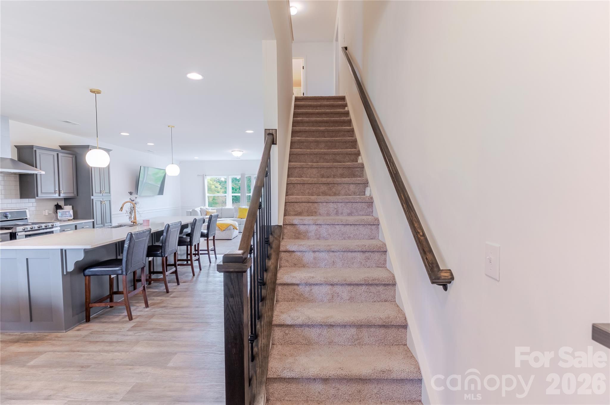 1554 Whitman Court 115