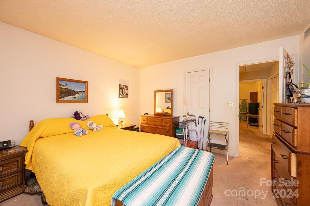 Colony Square - Residential