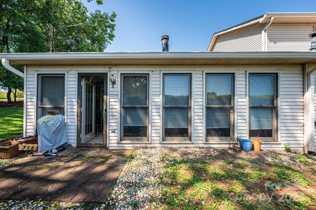 Colony Square - Residential