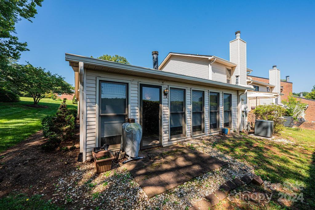 Colony Square - Residential