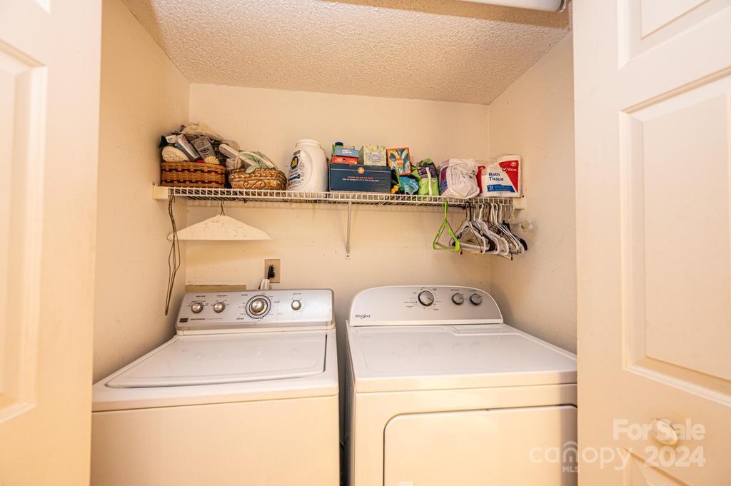 Colony Square - Residential