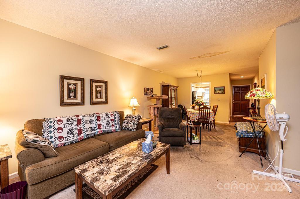 Colony Square - Residential