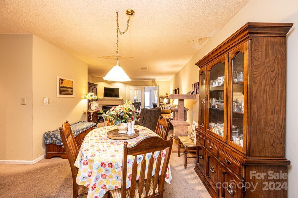 Colony Square - Residential