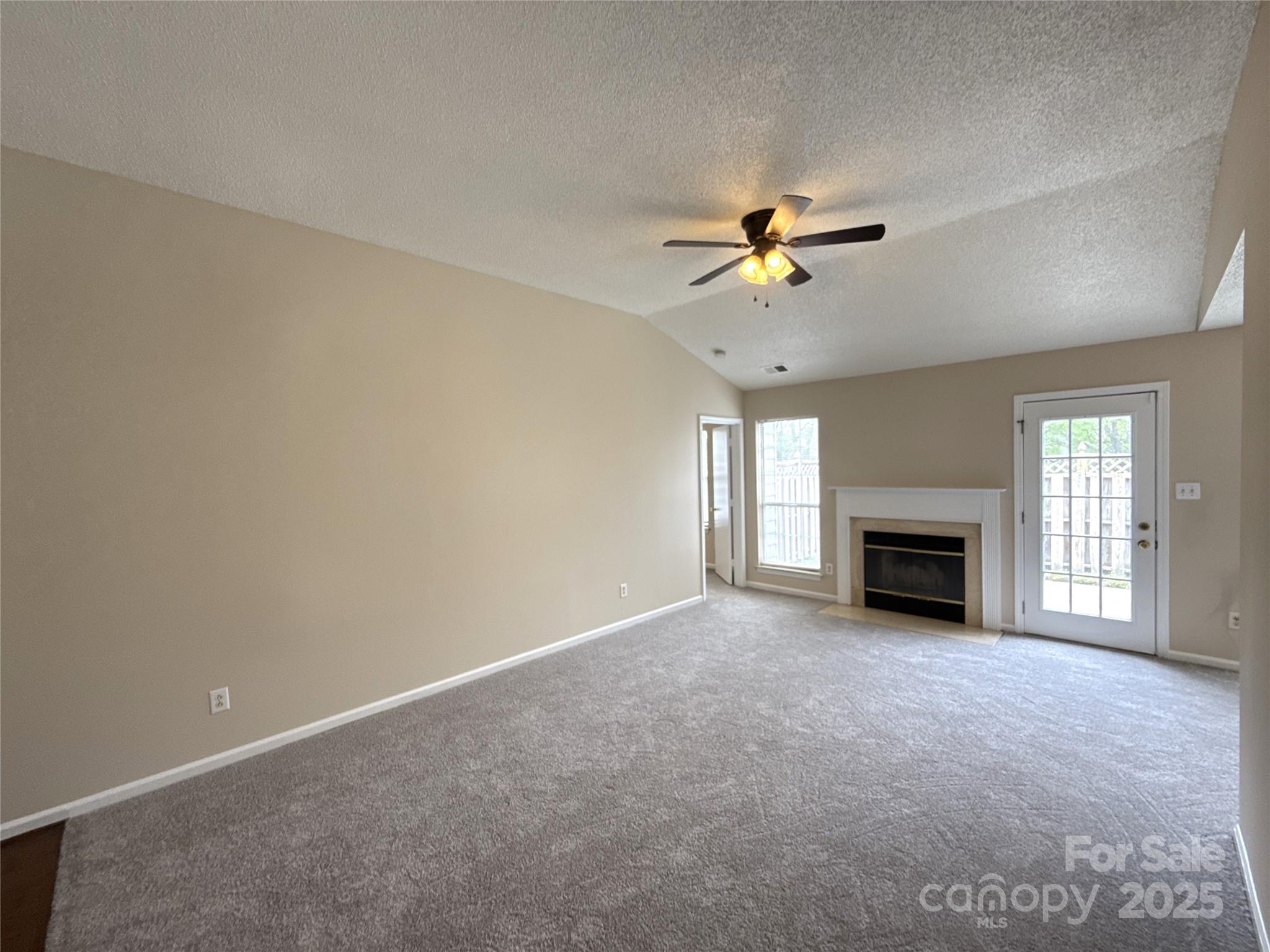 10400 Brawley Lane 8