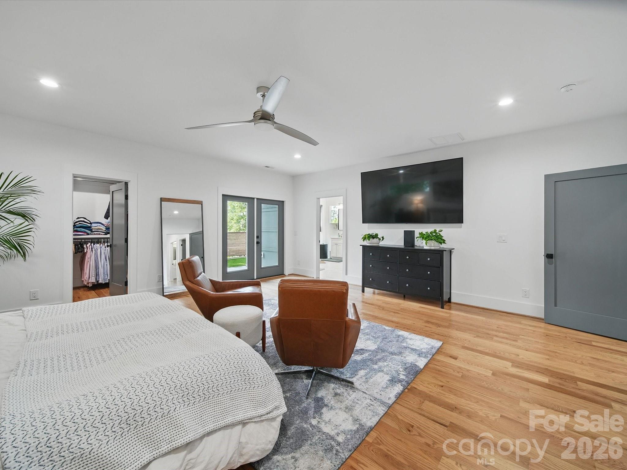 Elizabeth - Residential