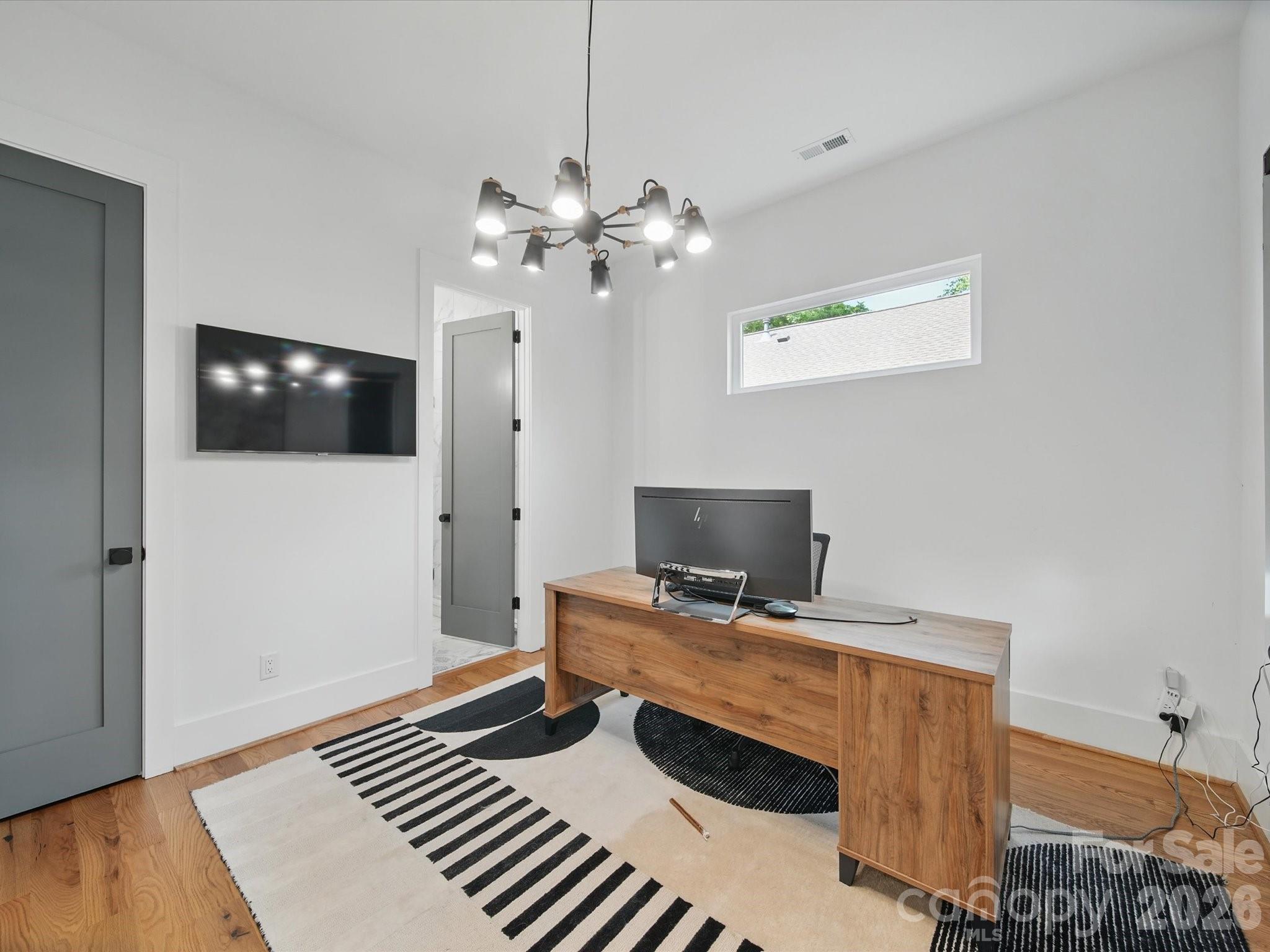 Elizabeth - Residential