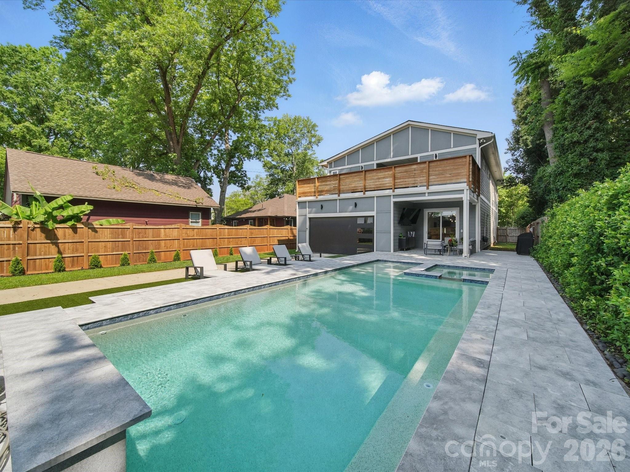 Elizabeth - Residential