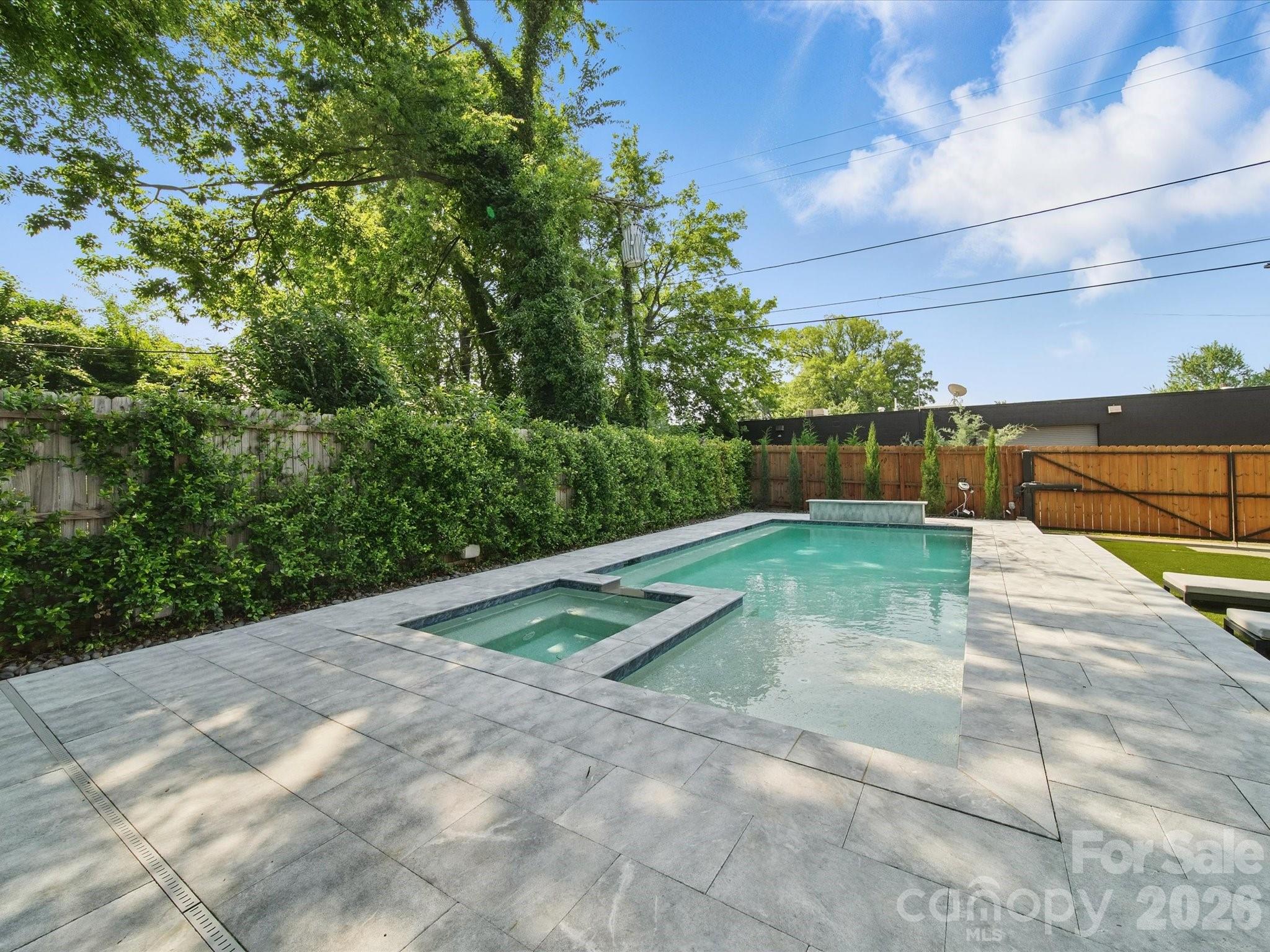 Elizabeth - Residential