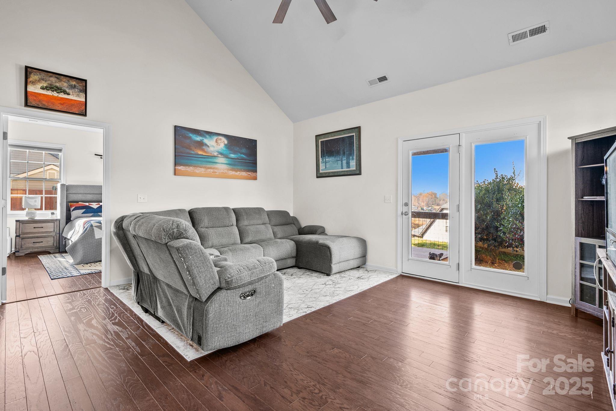 Maple Trace - Residential