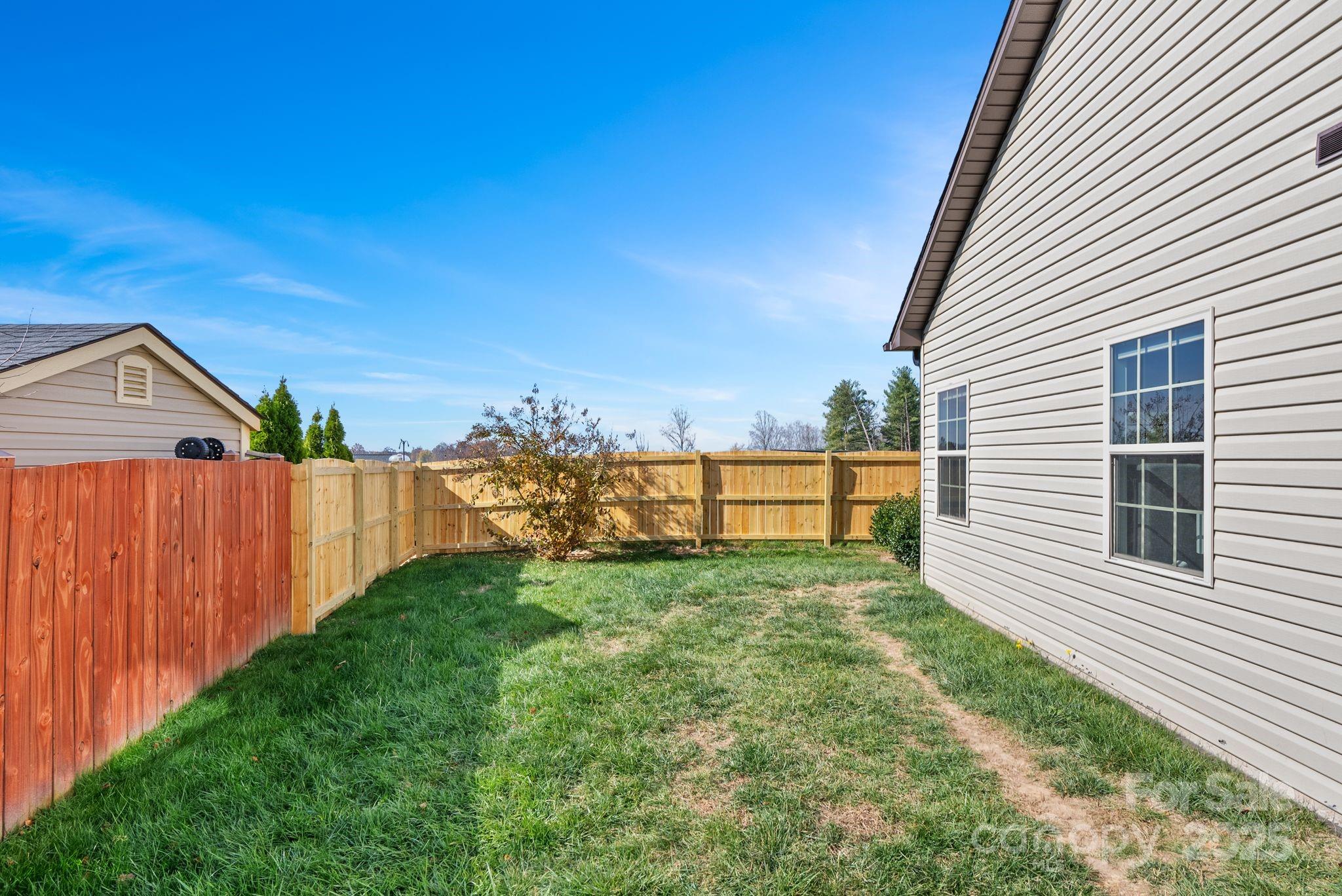 Maple Trace - Residential