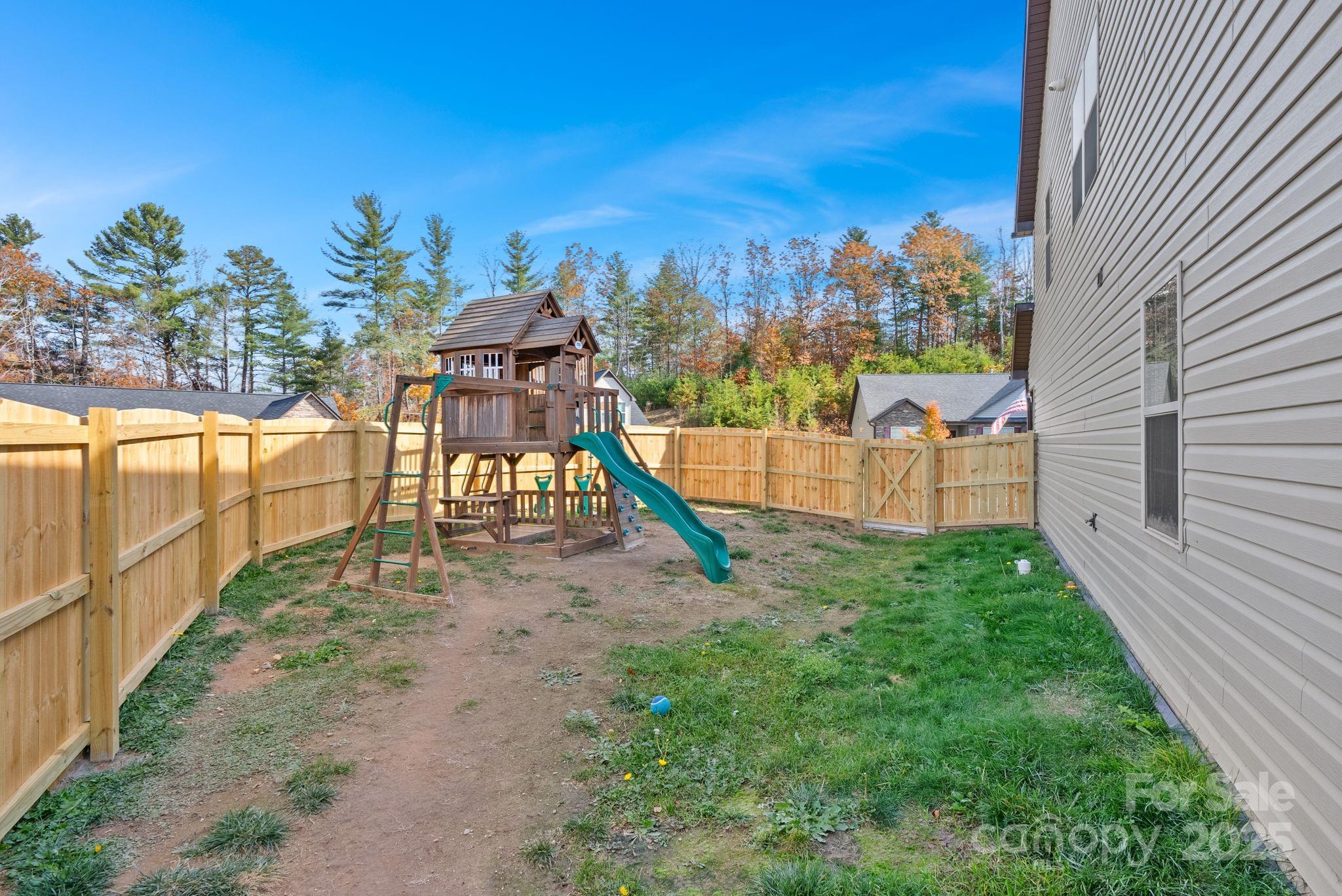 Maple Trace - Residential