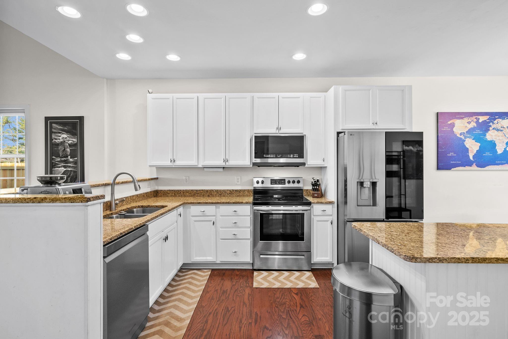 Maple Trace - Residential