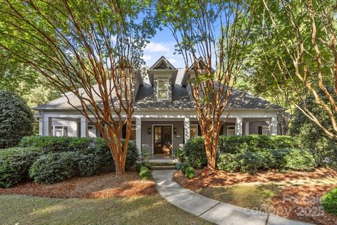 Photo of 2718 Chessel Place, Charlotte, NC 28226 (MLS # 4296455)