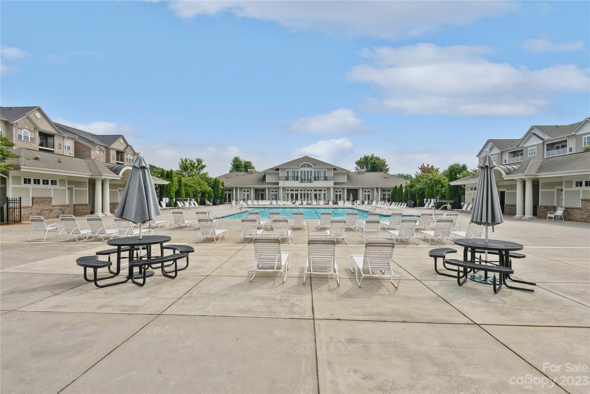 Park South Station - Residential