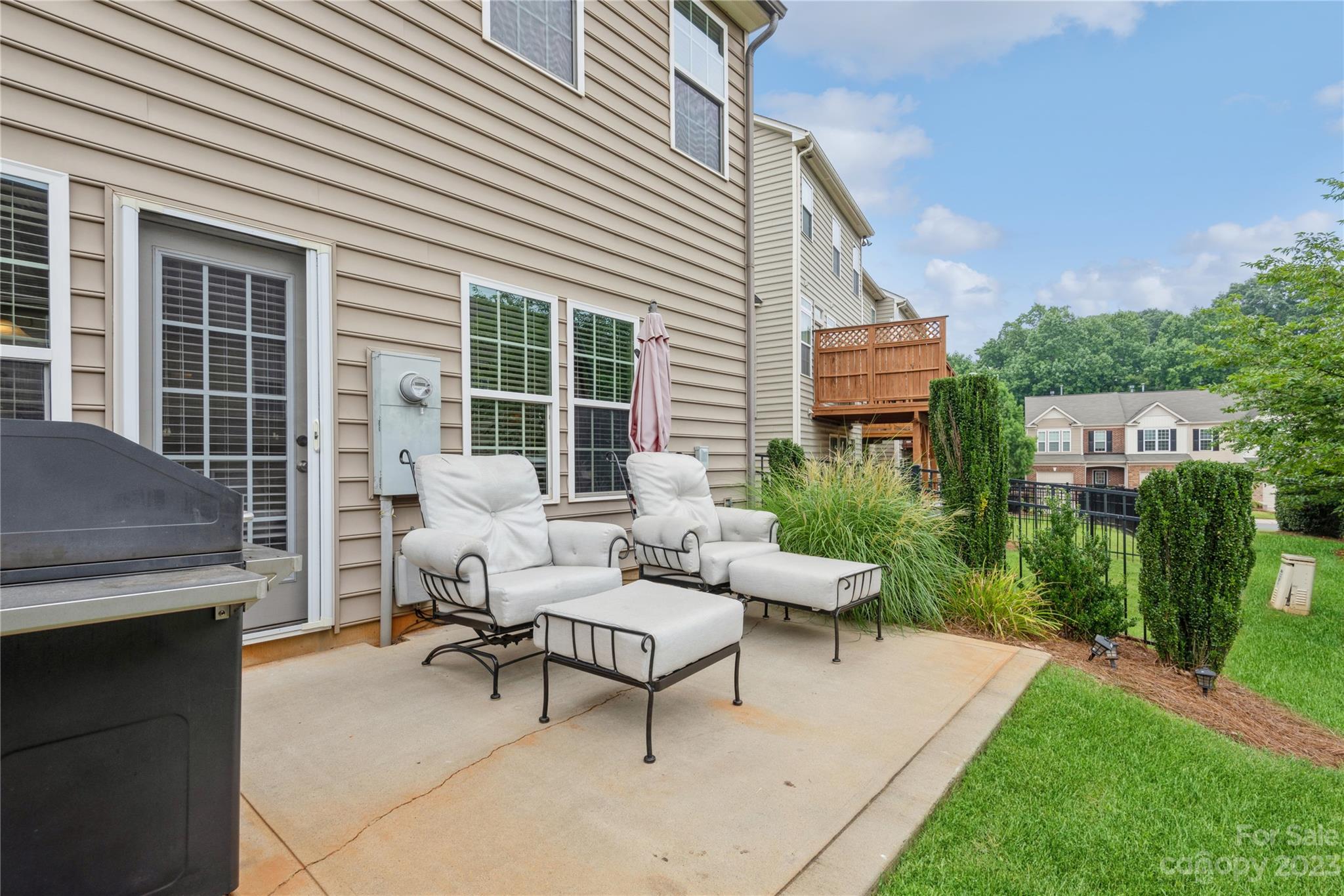 Park South Station - Residential