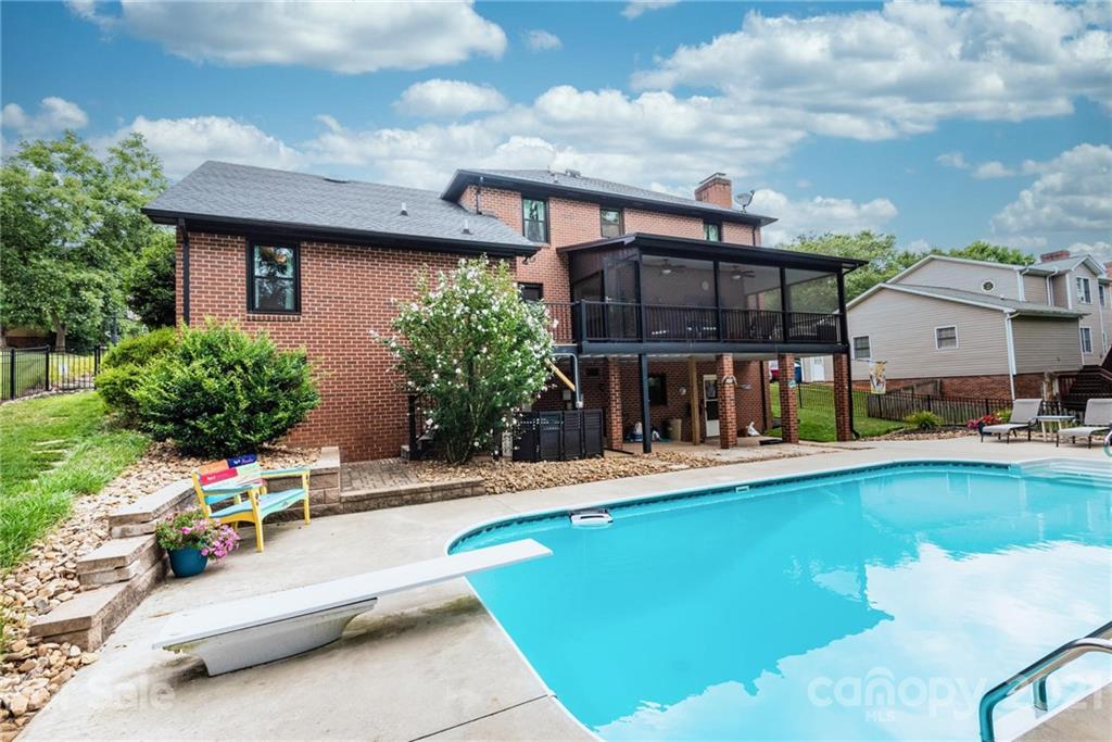 Meadow Creek - Residential