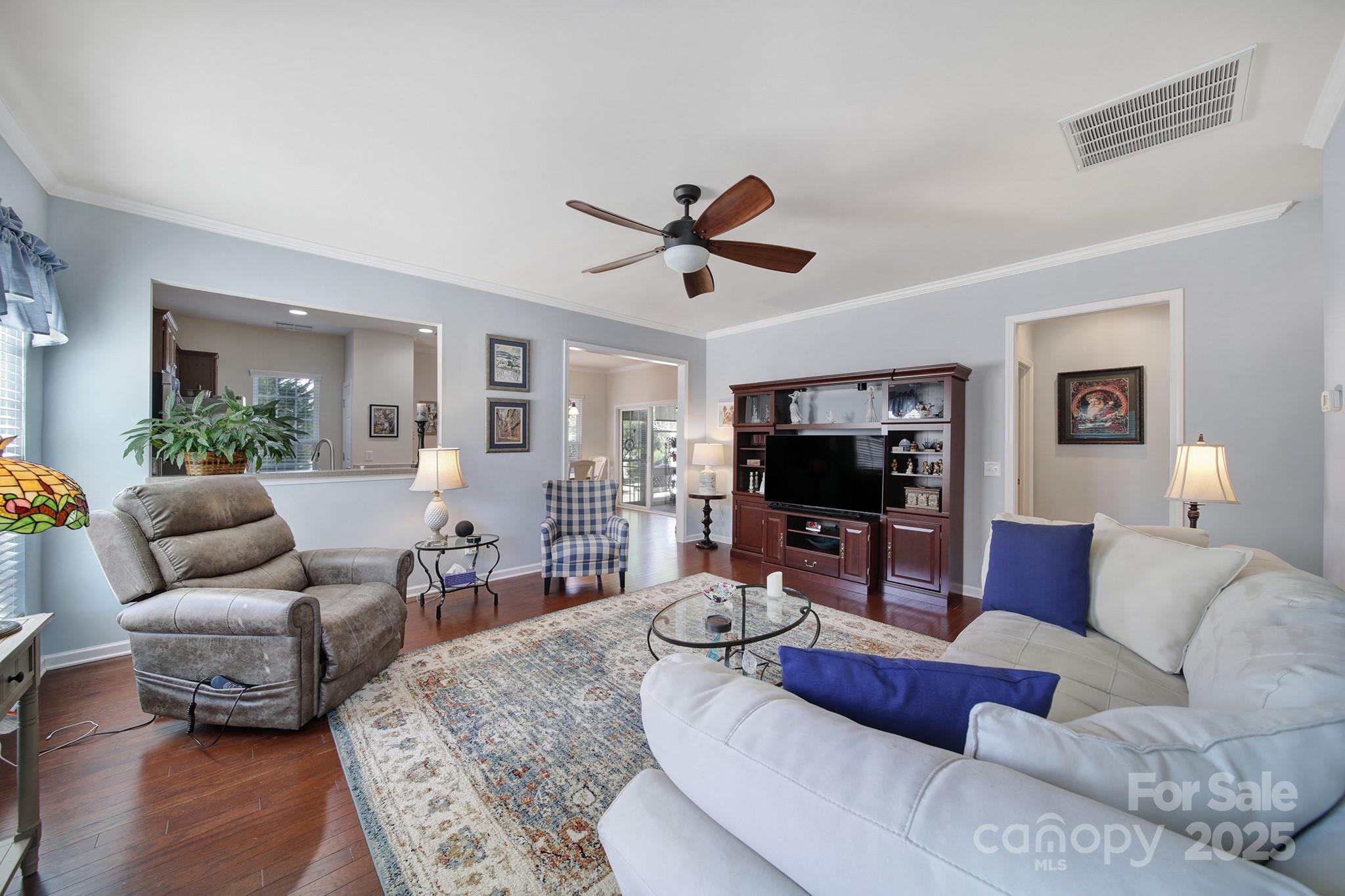 5011 Broad Lane