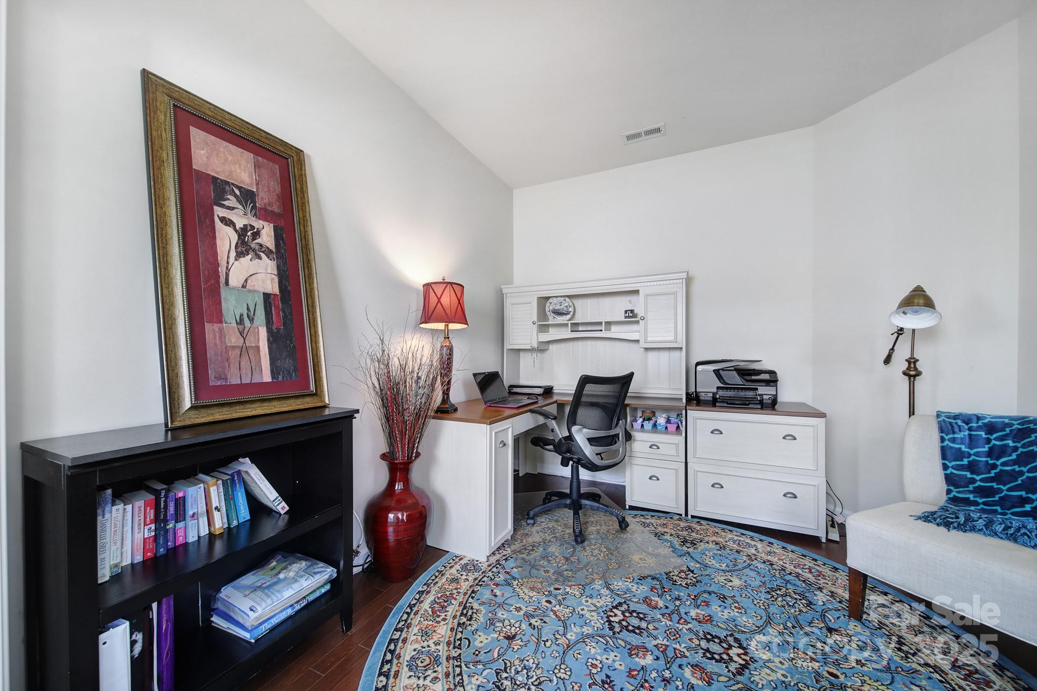 5011 Broad Lane