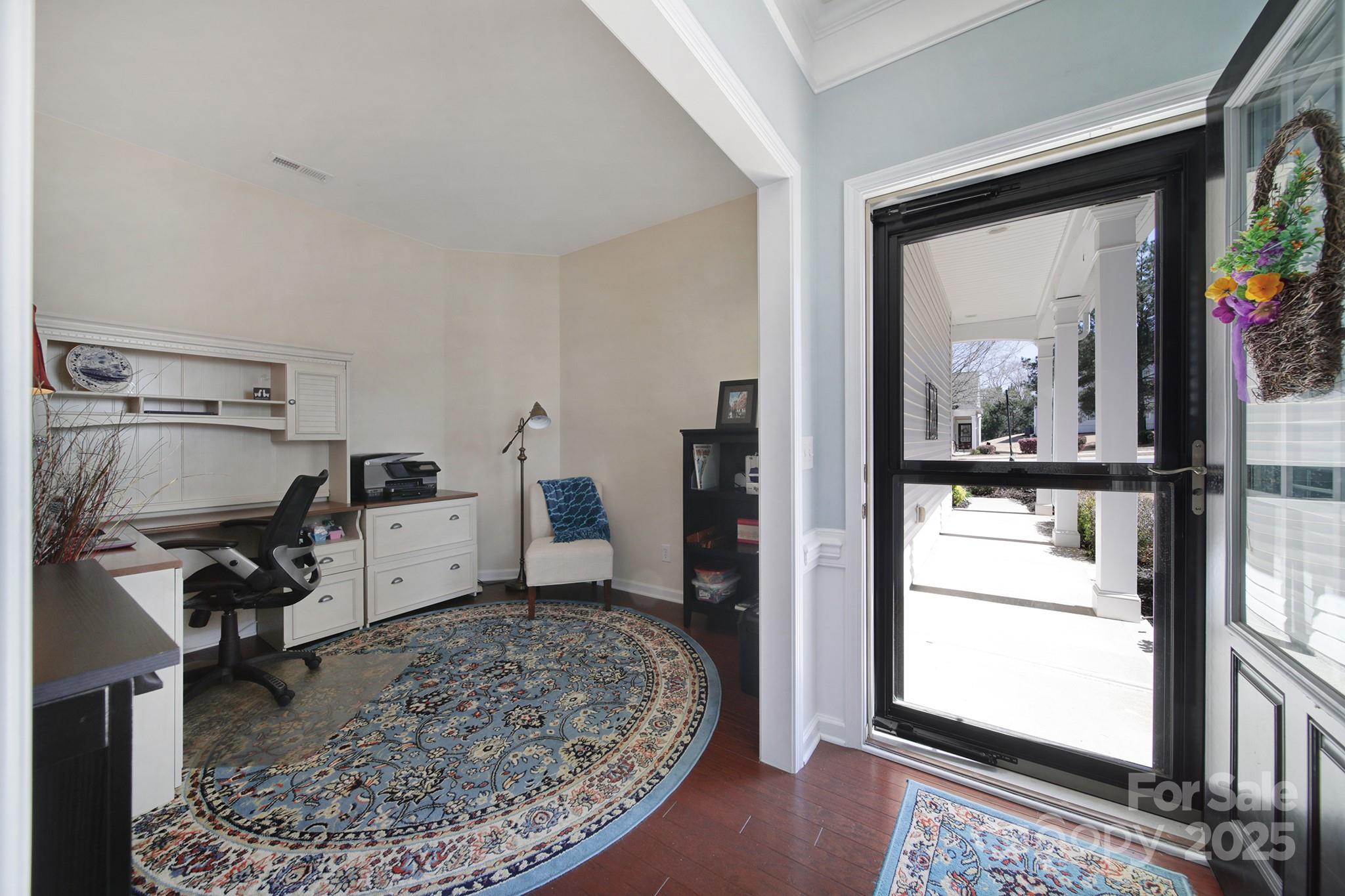 5011 Broad Lane