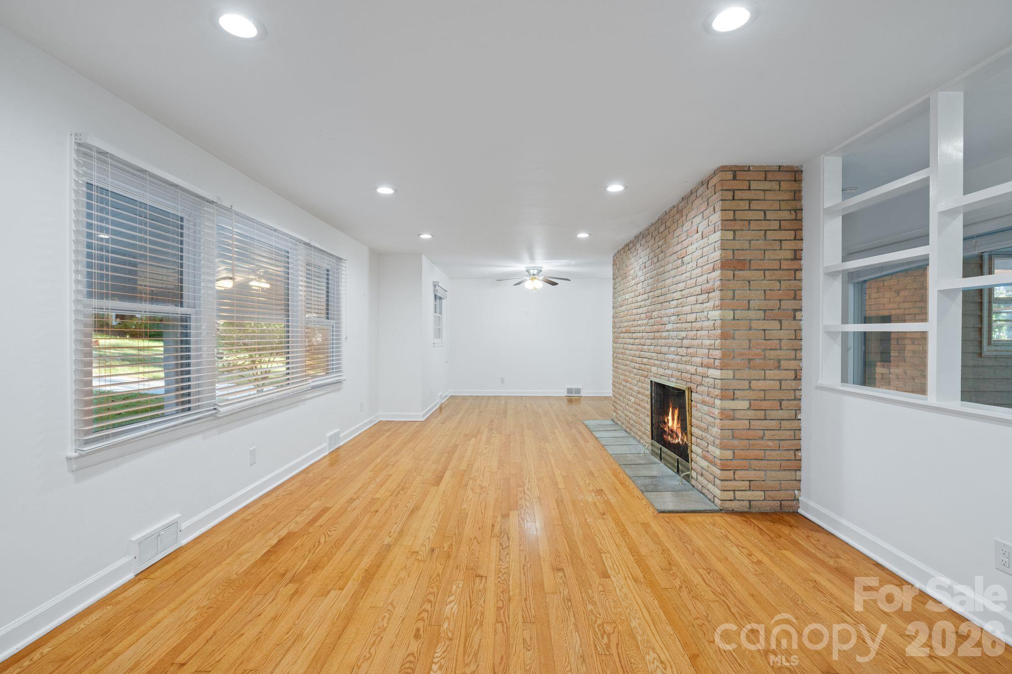 32 Oak Forest Drive