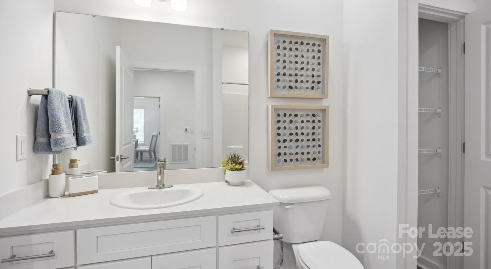 Mooresville, North Carolina 28117, United States, 2 Bedrooms Bedrooms, ,2 BathroomsBathrooms,Residential,Active,229576