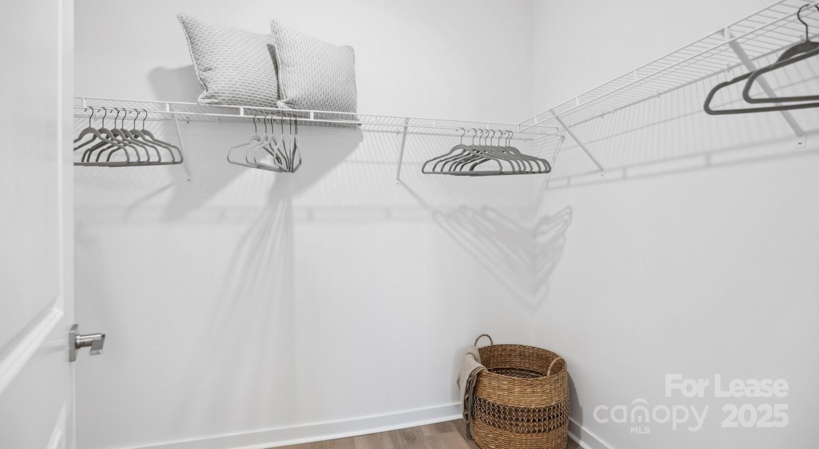 Mooresville, North Carolina 28117, United States, 2 Bedrooms Bedrooms, ,2 BathroomsBathrooms,Residential,Active,229576