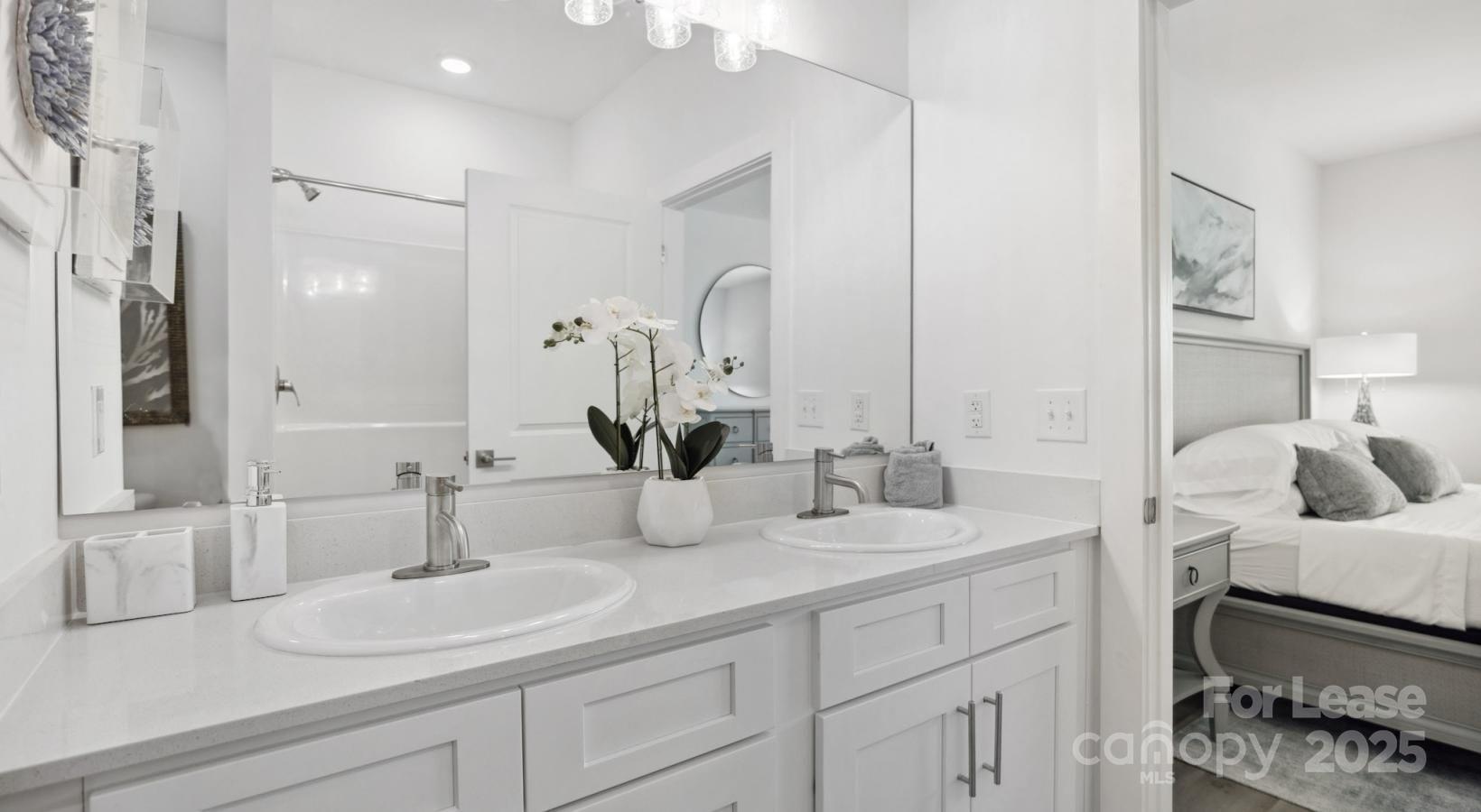 Mooresville, North Carolina 28117, United States, 2 Bedrooms Bedrooms, ,2 BathroomsBathrooms,Residential,Active,229576