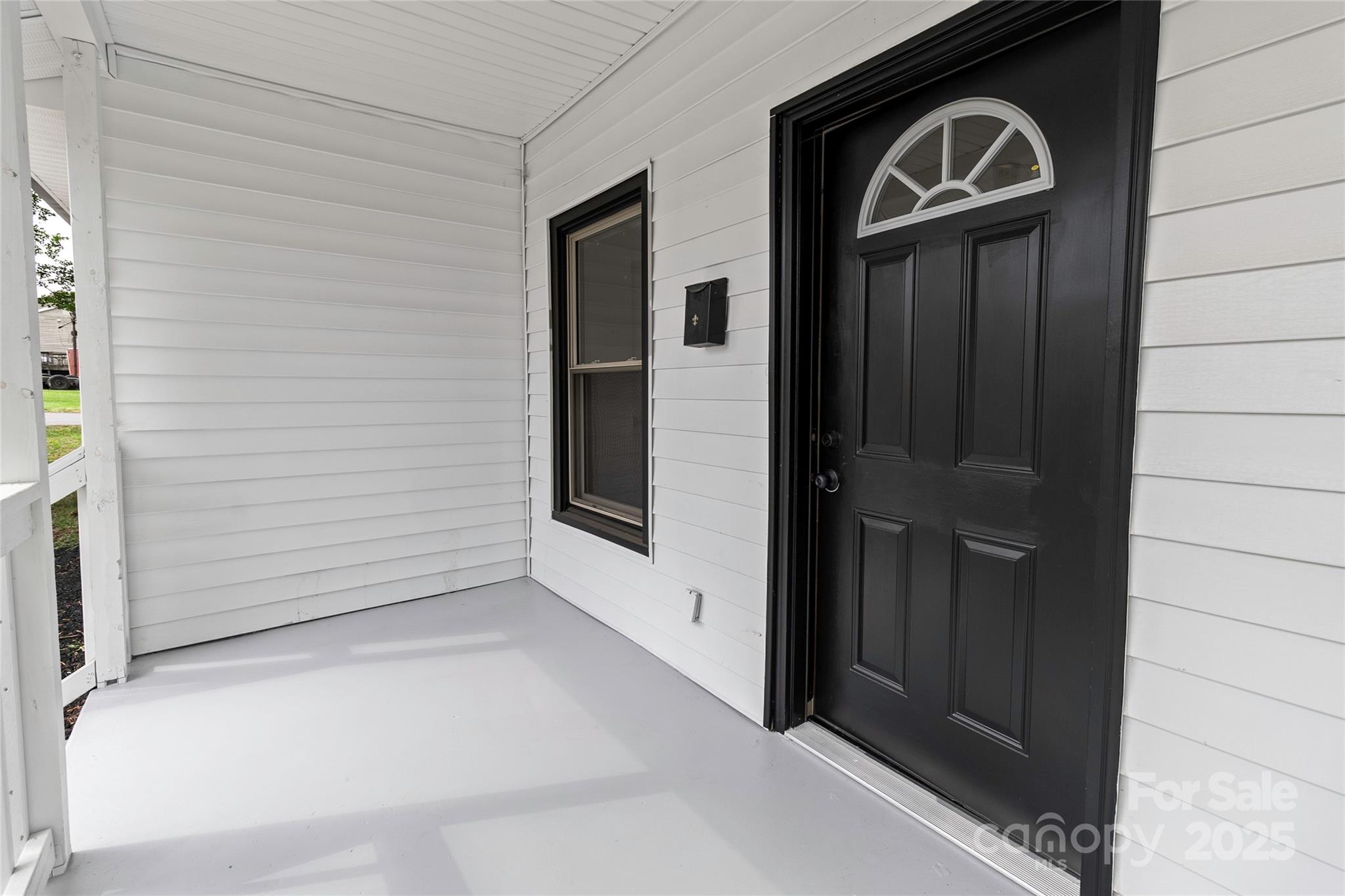 501 N Apple Street 103