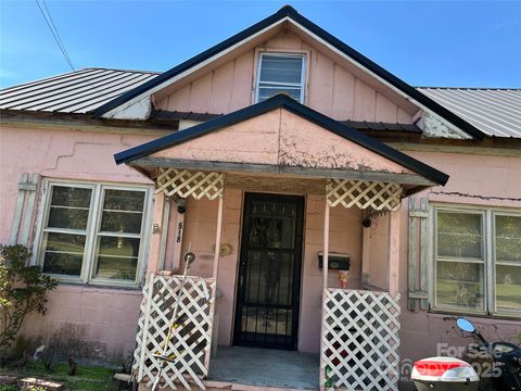 518 S Brown Street Chadbourn NC 28431