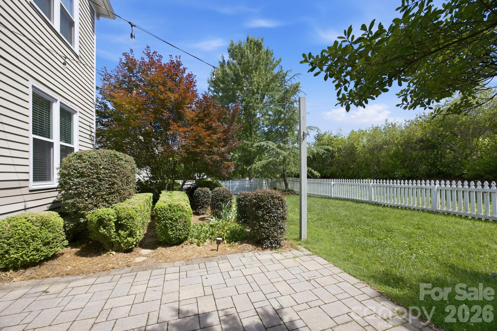 Beverly Crest - Residential