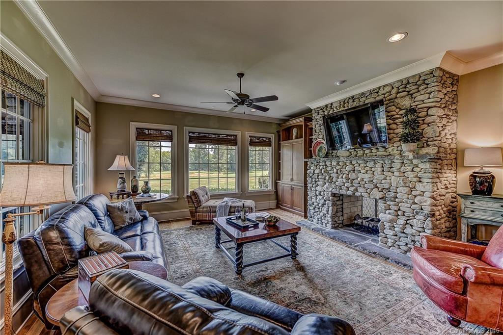 Longview - Residential