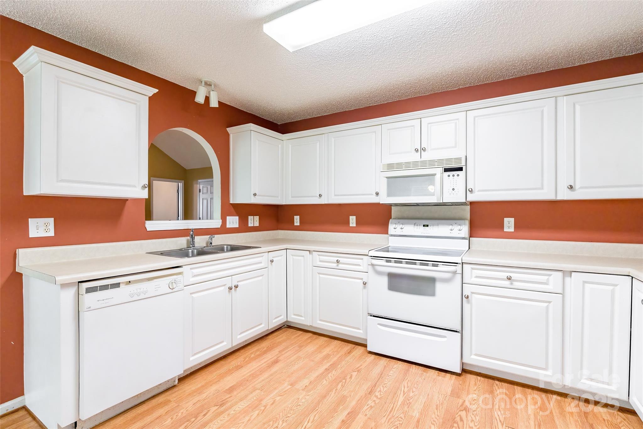 Creekside - Residential