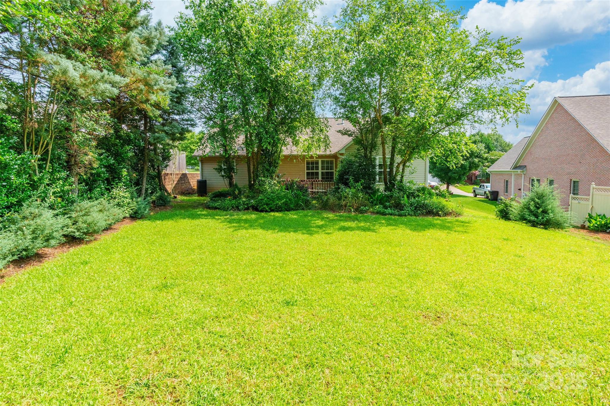 Creekside - Residential