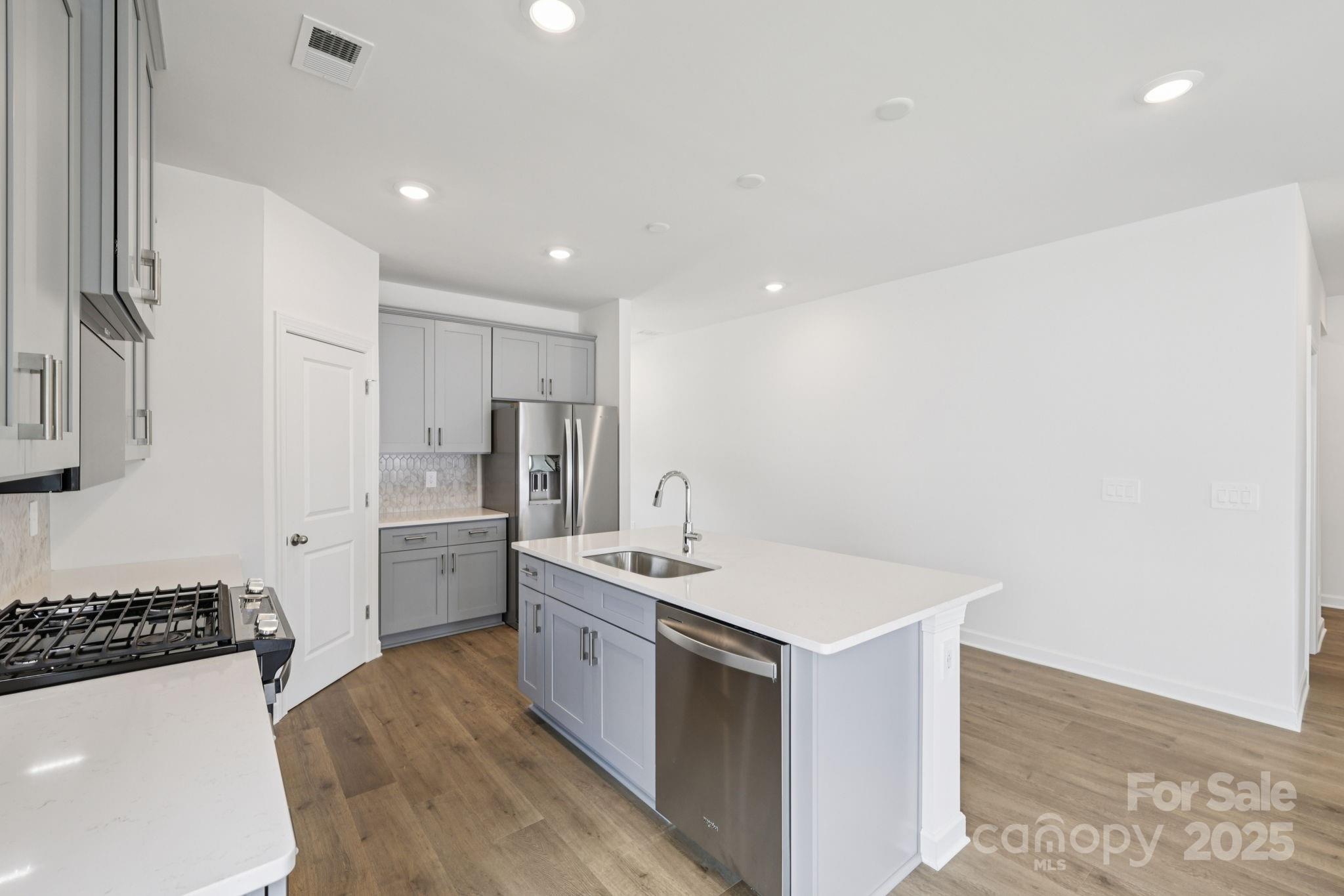 122 Pantego Place