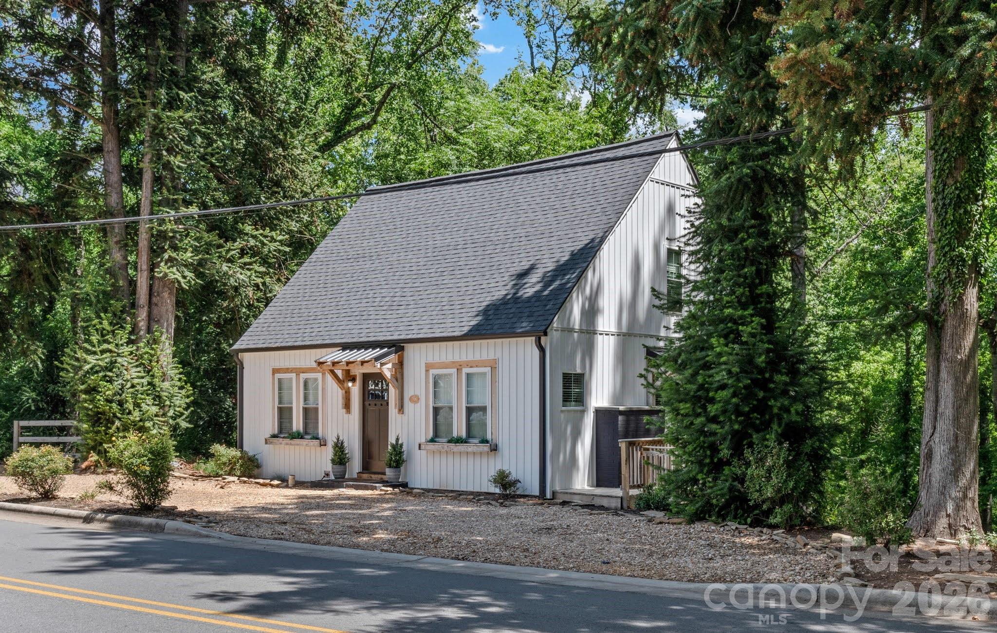 706 Elk Spur Street