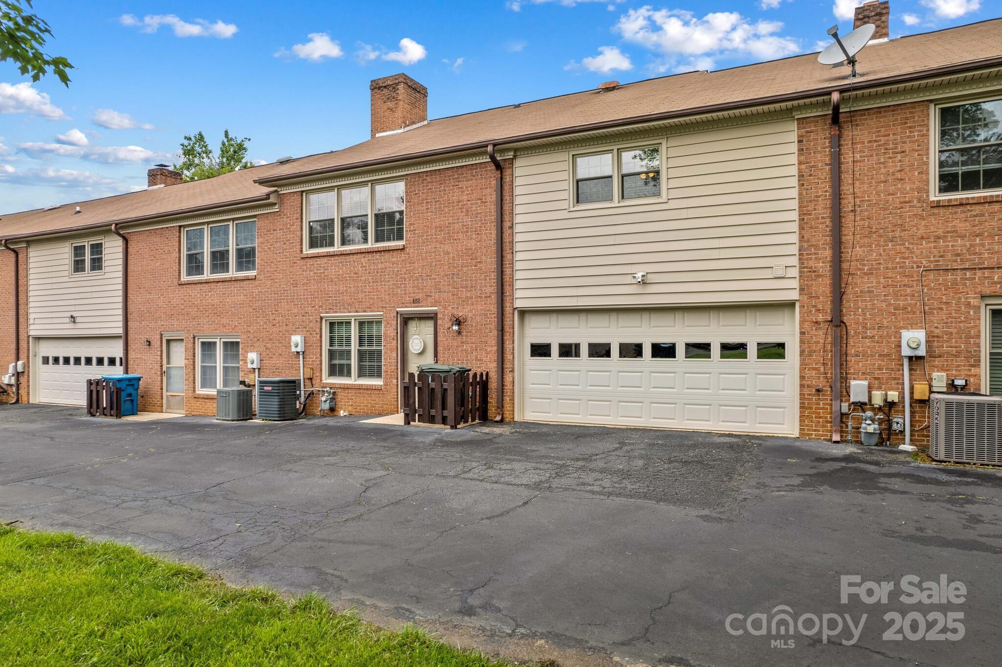 Castlewood - Residential