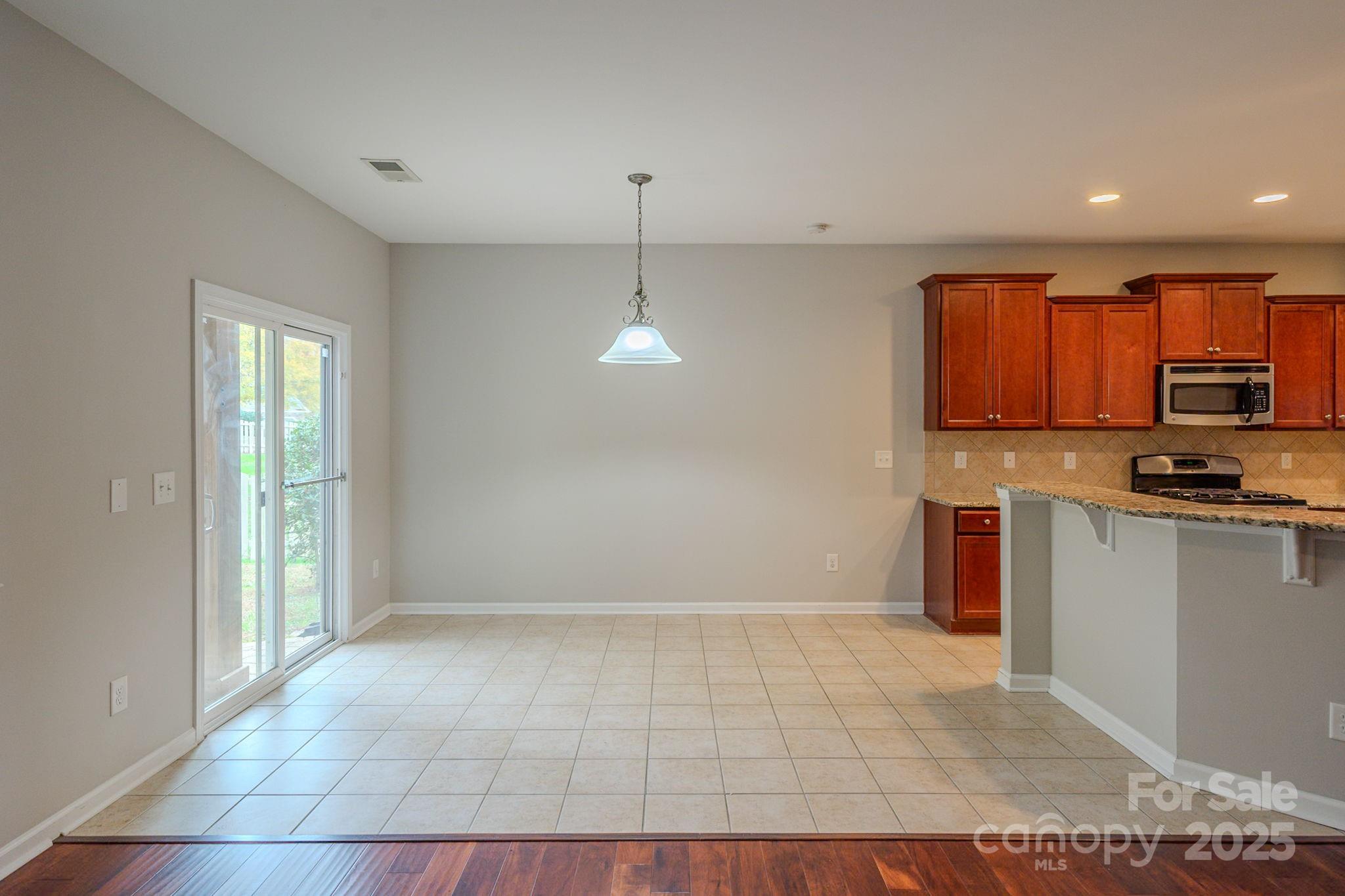 7108 Kinley Commons Lane