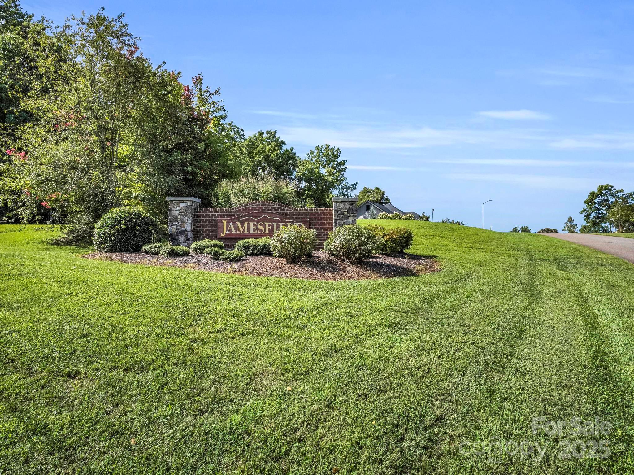 189 Jamesfield Drive
