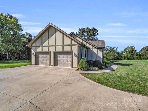 A home in Rutherfordton