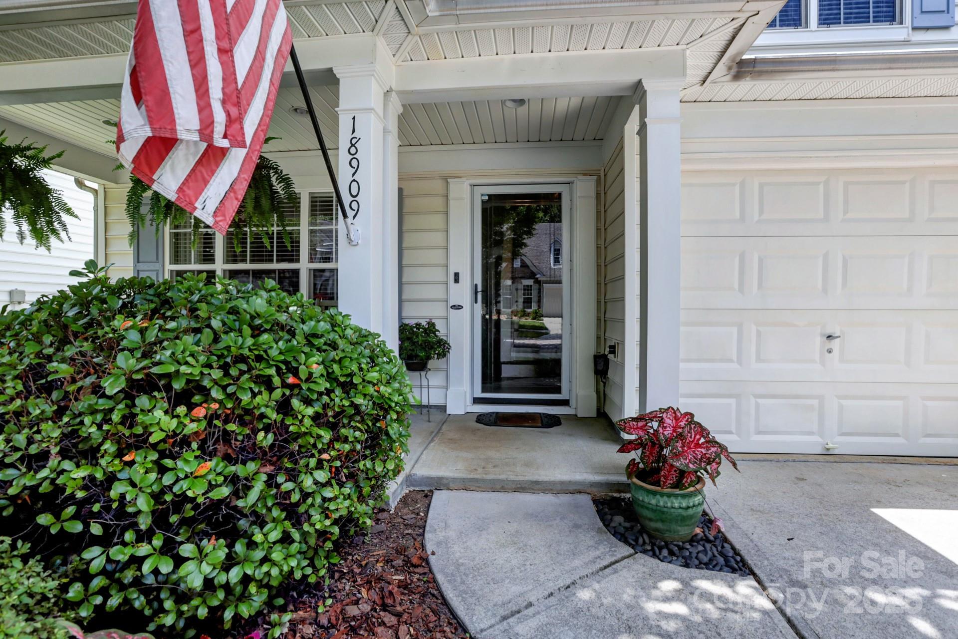 18909 Victoria Bay Drive