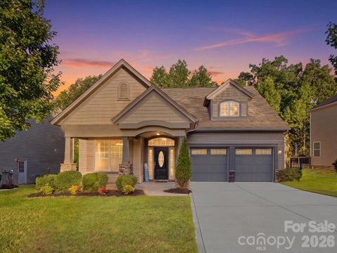 Photo of 15110 Reminisce Lane, Charlotte, NC 28278 (MLS # 4434079)