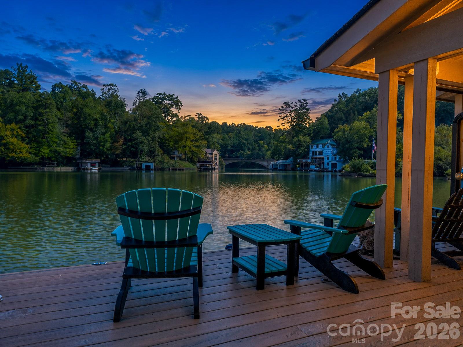 325 Tryon Bay Circle